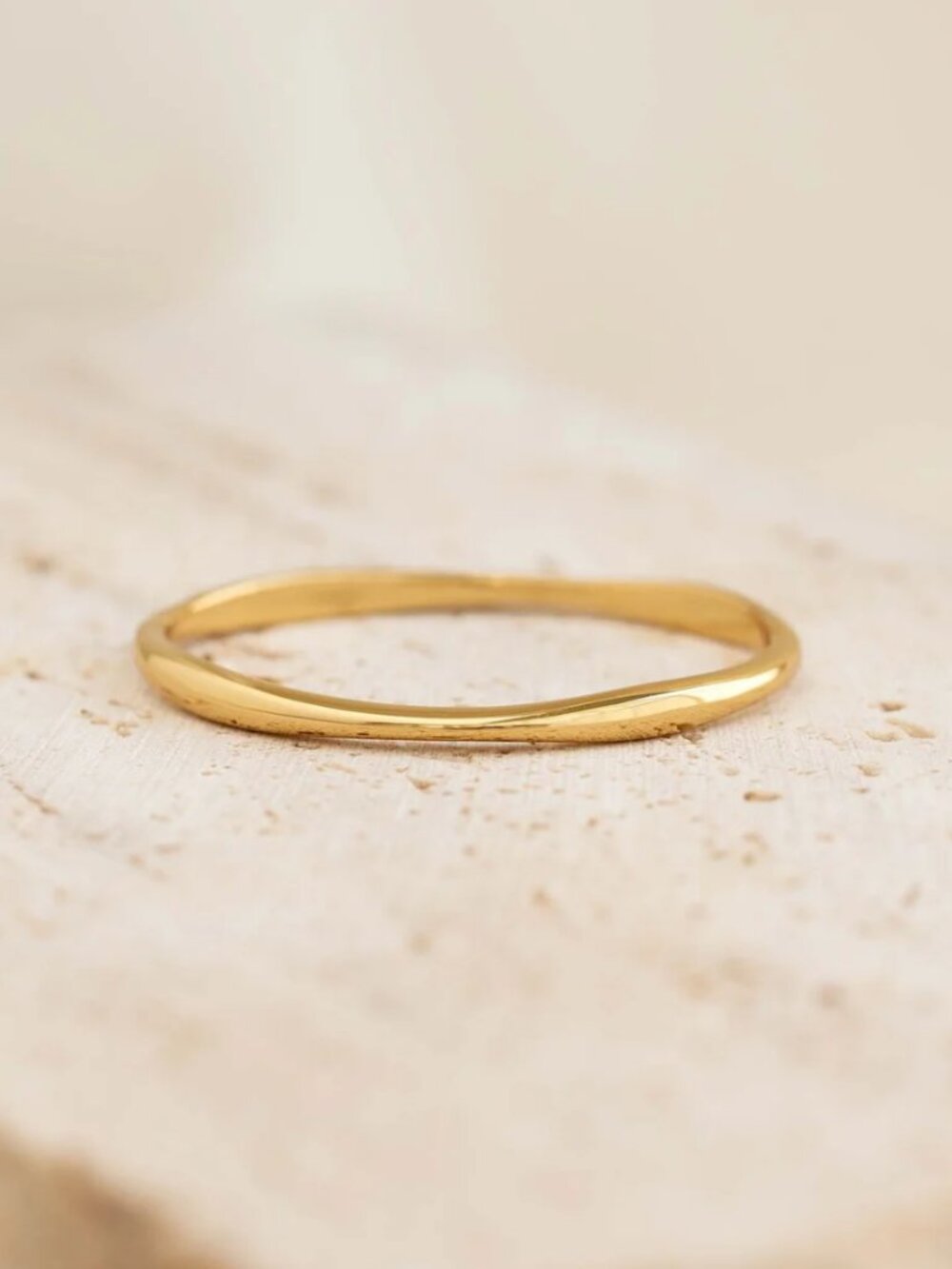 Linjer Gold Organic Bangle 14k gold filled - Aelia size small